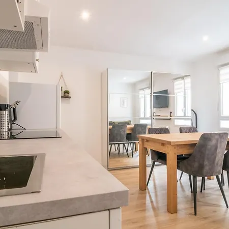 F2 Hypercentre - Proche Gare - Wifi Gratuite Apartment *