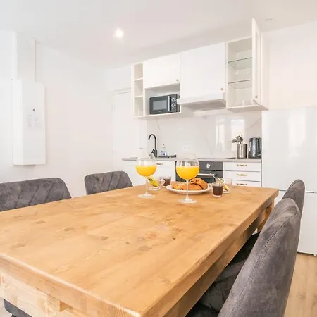 Apartment F2 Hypercentre - Proche Gare - Wifi Gratuite *